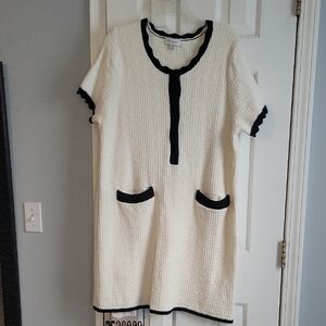 Chic Cream and Black Knit Dress
